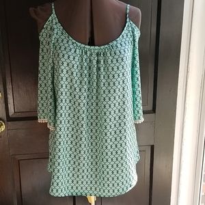 Kii Cute Cold Shoulder Top